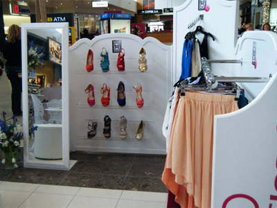 Portable Change Booth Merchandising Booth