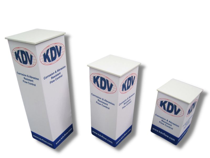 Portable plinths