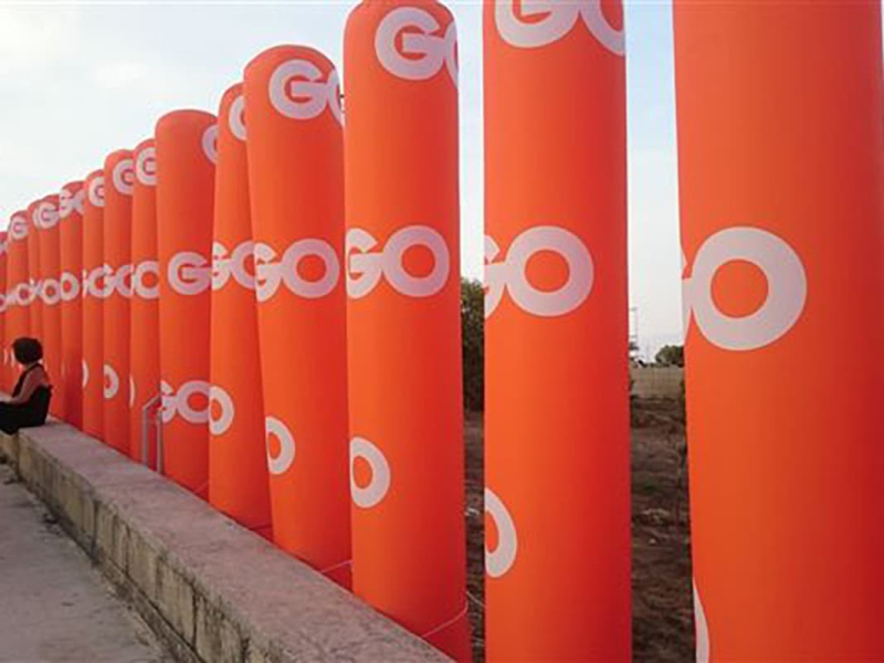 Inflatable Arches: Towers and Columns - Displays2Go