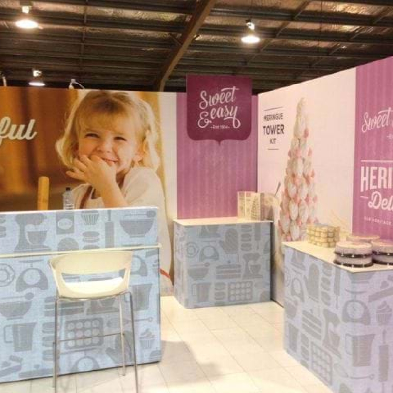 Expo banners mounted directly to the booth wall - Displays2Go.com.au