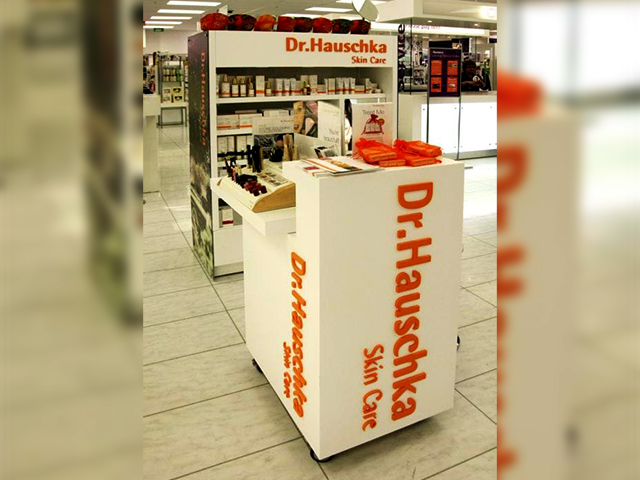 Retail Sampling on Castors