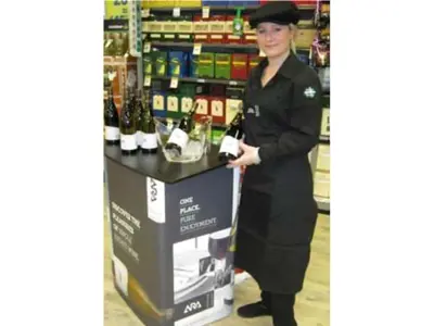 Presenter 900 Curved Wine Tasting