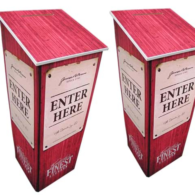 Free-standing angled entry box