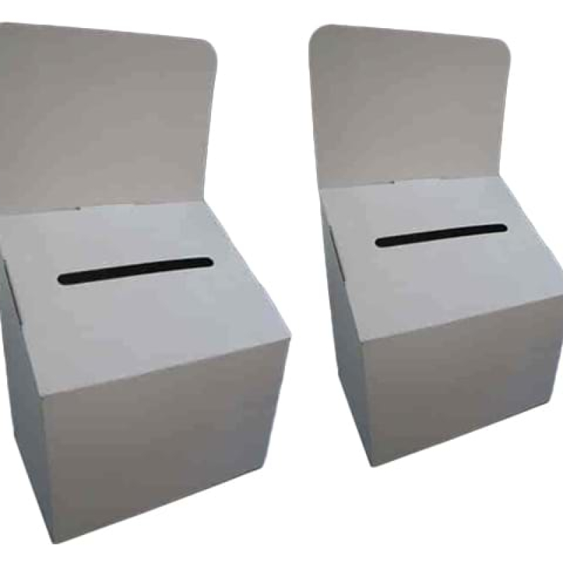 Medium cardboard entry box white