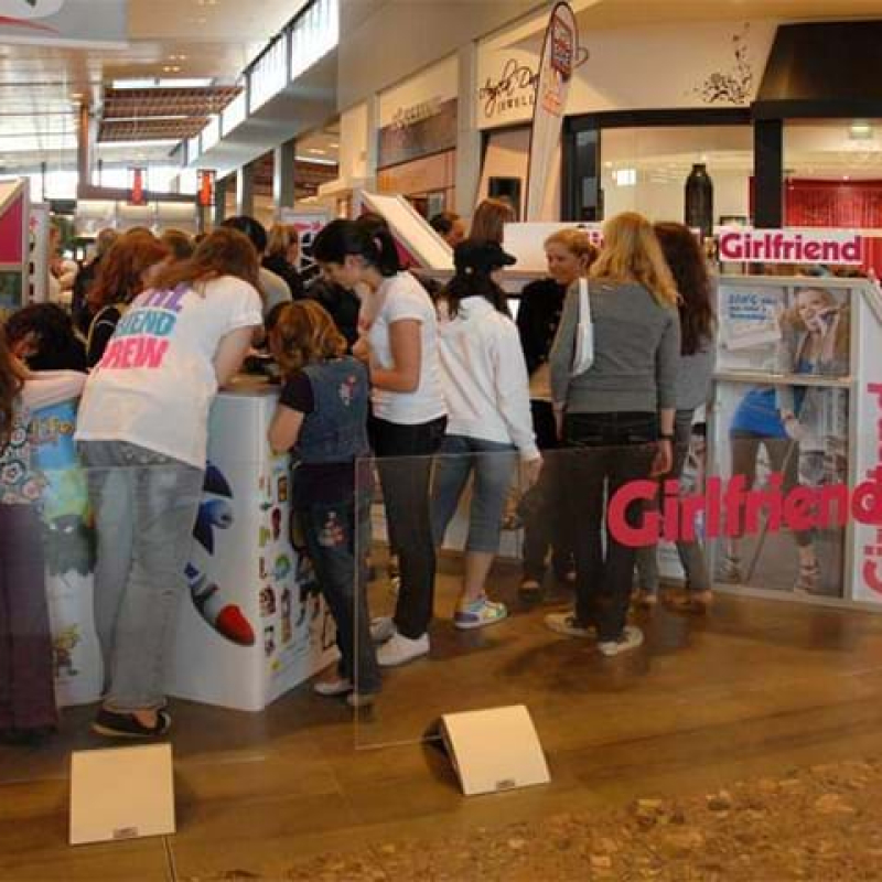Mall promotion for teenagers