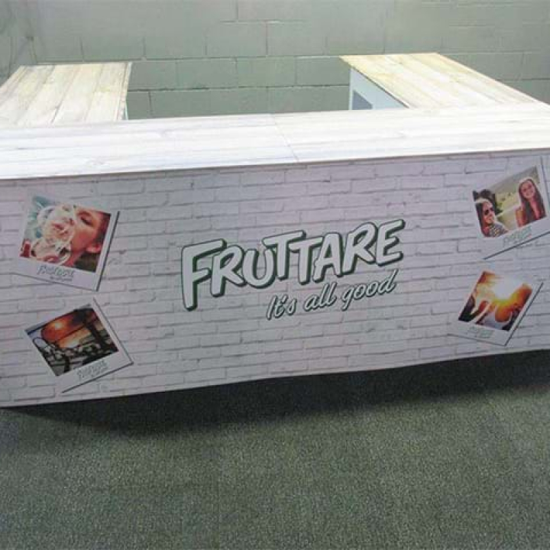 Portable pop up sales booth