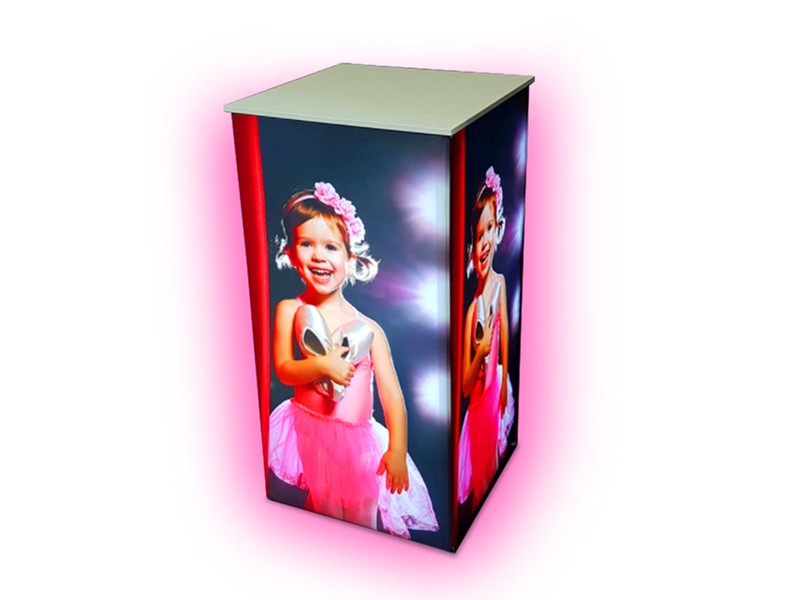 Lightbox plinths