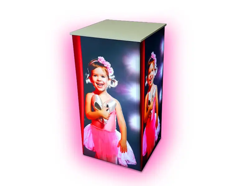 Lightbox plinths